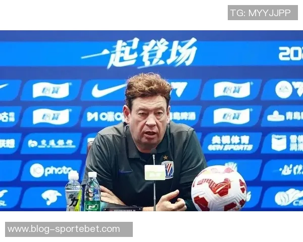 中国某球队与大阪樱花巴西边锋拉斐尔谈判引发关注44场23球4助表现抢眼